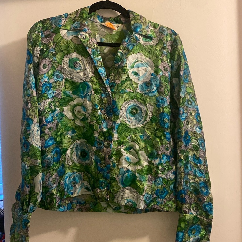 Neiman Marcus button down blouse